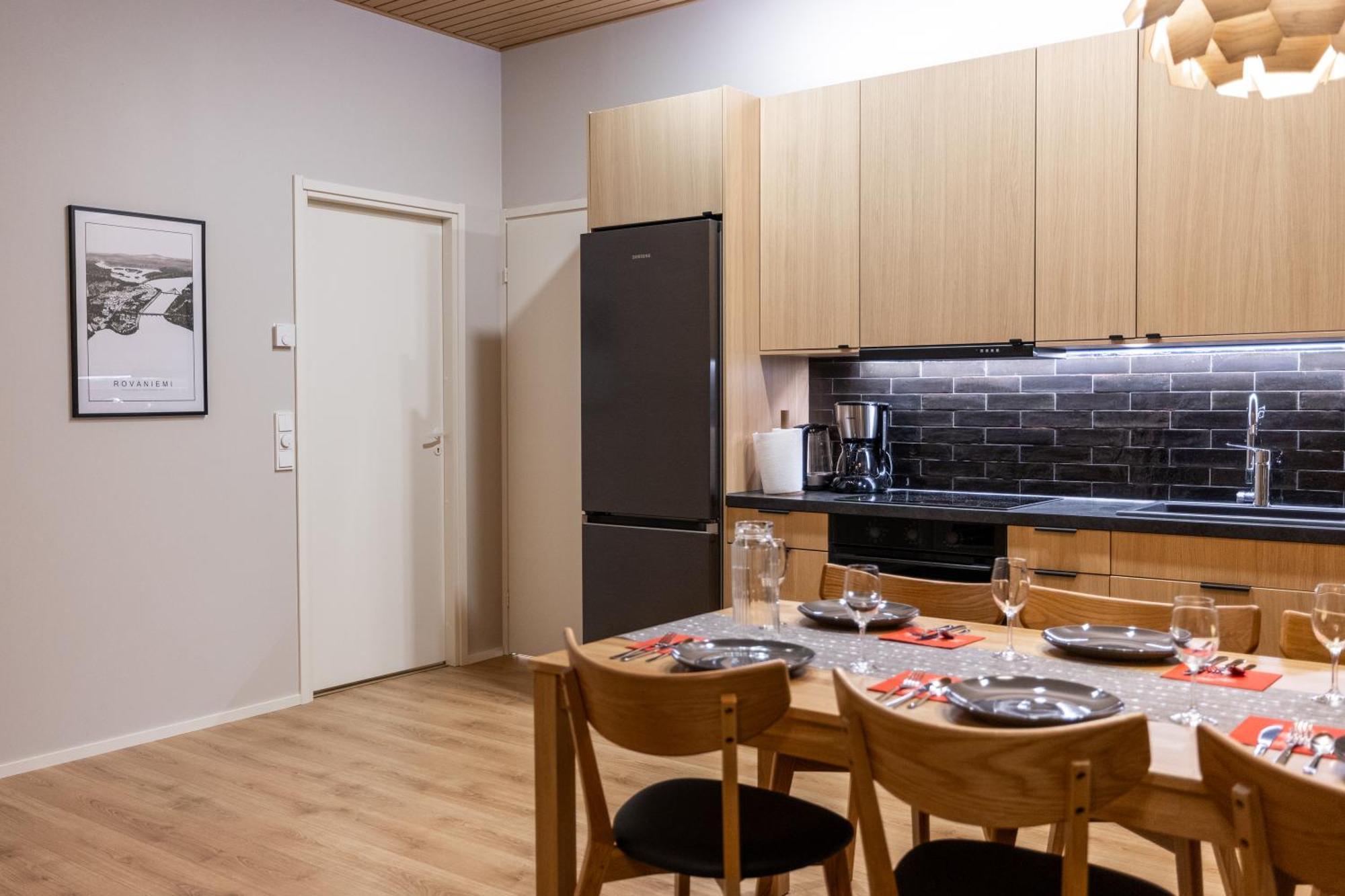 Premium Lapland Villa With Jaguzzi Rovaniemi Bagian luar foto