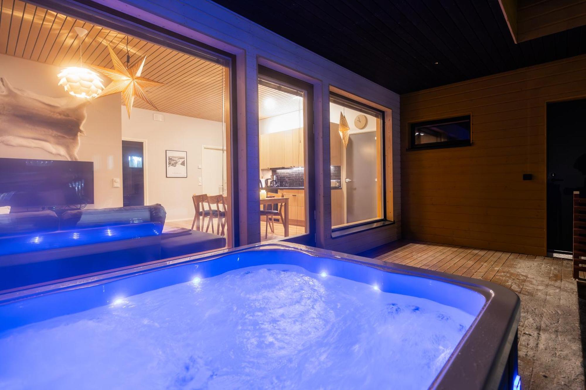 Premium Lapland Villa With Jaguzzi Rovaniemi Bagian luar foto